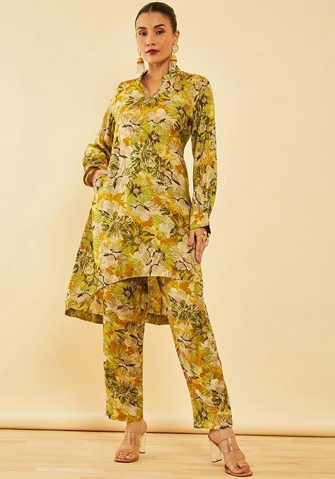 Green Floral Printed Muslin Regular Mirror Work Kurta With Trousers — view on Indya