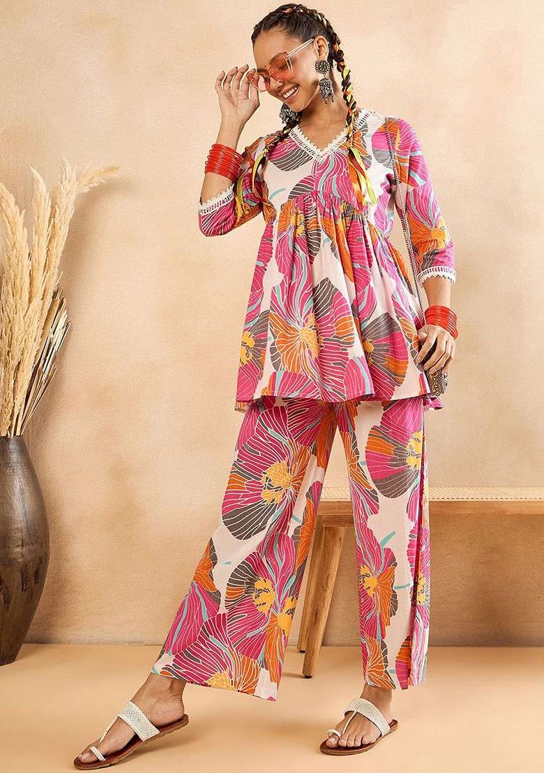 Pink Floral Printed Vneck Threequarter Sleeves Pure Cotton Tunic With Trouser - Indya