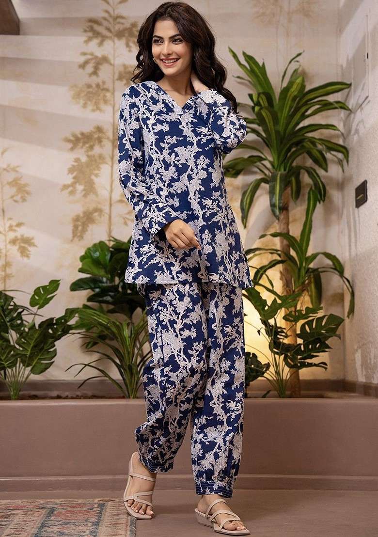 Blue Floral Printed Vneck Pure Cotton Tunic Ith Trousers - Indya