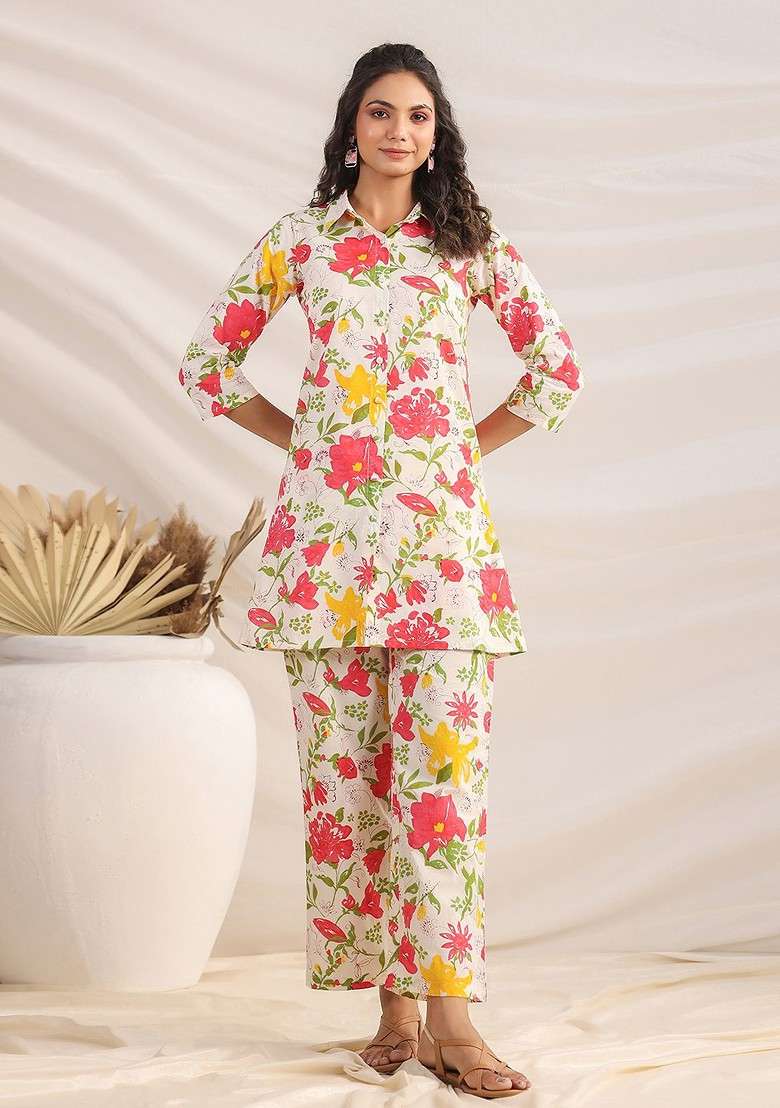 Off White Floral Printed Shirt Collar Pure Cotton Shirt And Trousers - Indya