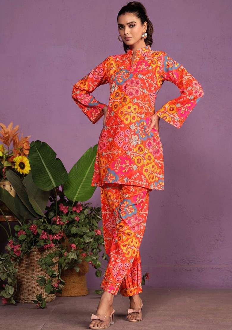 Red Floral Printed V Neck Tunic With Trousers - Indya