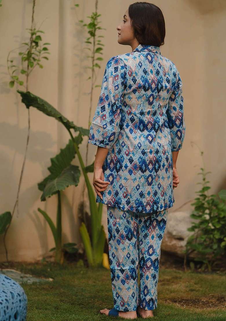 Blue Geometric Printed Shirt Collar Threequarter Sleeves Top With Trouser - Indya