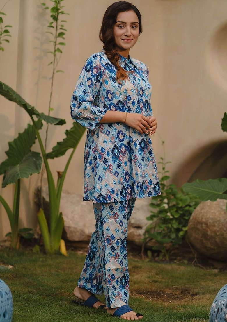 Blue Geometric Printed Shirt Collar Threequarter Sleeves Top With Trouser - Indya