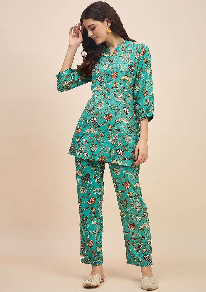 Green Floral Printed Mandarin Collar Pure Cotton Tunic With Trousers - Indya