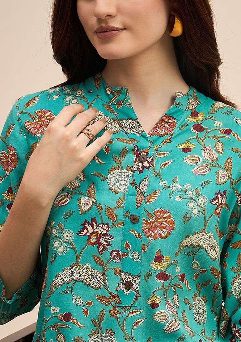 Green Floral Printed Mandarin Collar Pure Cotton Tunic With Trousers - Indya
