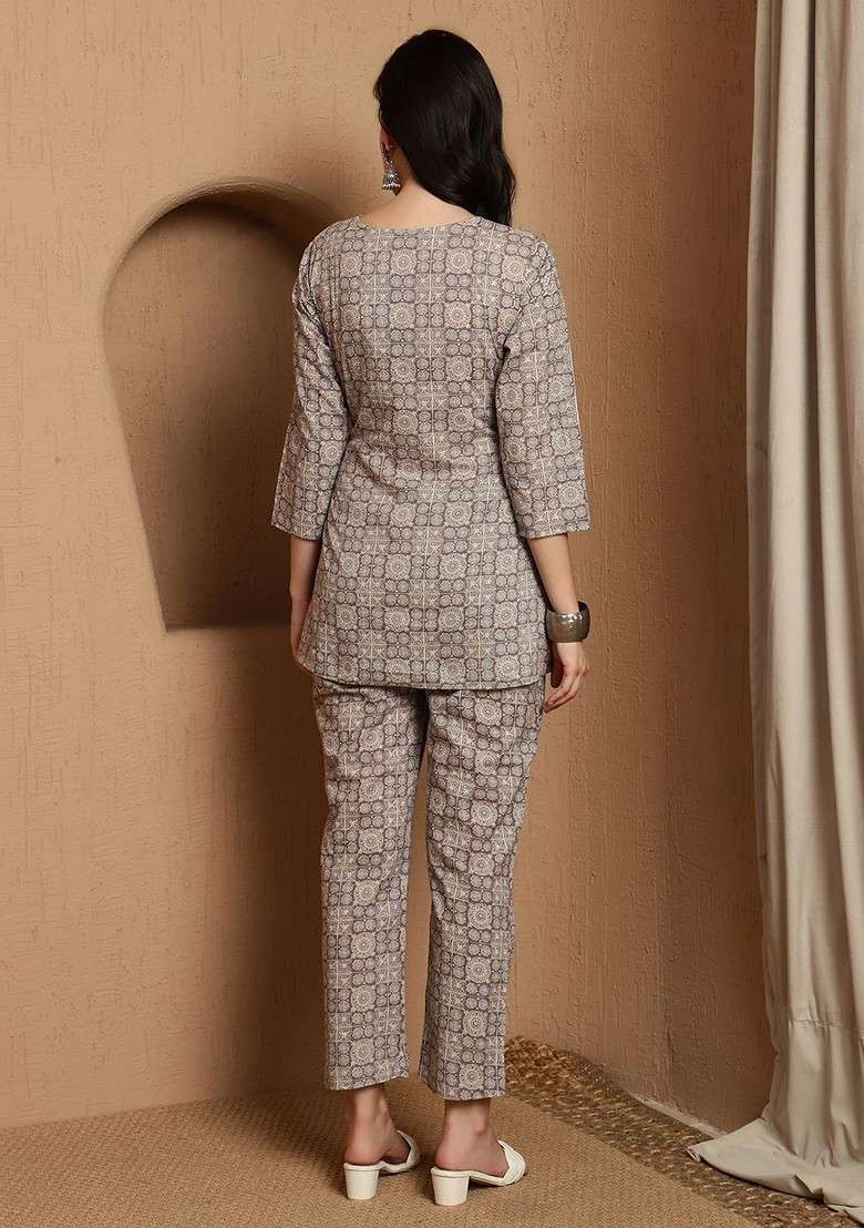 Grey Women Printed Top With Trouser Coords Set - Indya