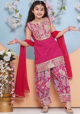 Pink Girls Printed Gotta Patti Pure Cotton Straight Kurti With Salwar And Dupatta