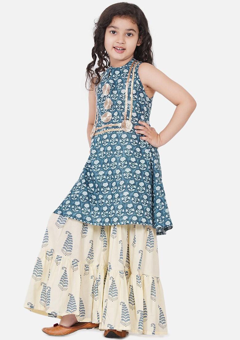 Blue Girls Blue Floral Printed Pleated Kurta With Skirt