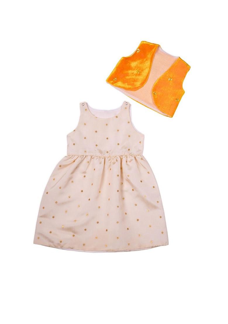 Infant Girls Embroidered Velvet Lehenga And Choli