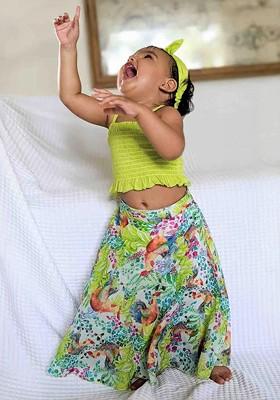 Green Embroidered Cotton Blend Lehenga Choli For Girls