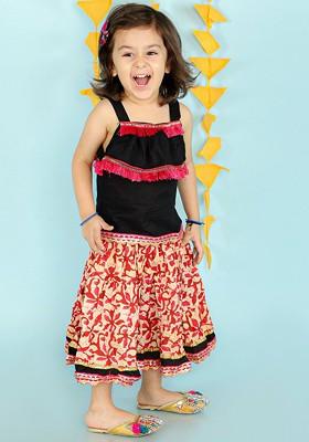 Black Embroidered Cotton Blend Lehenga Choli For Girls