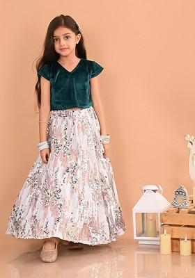 Green Embellished Blended Lehenga Choli For Girls