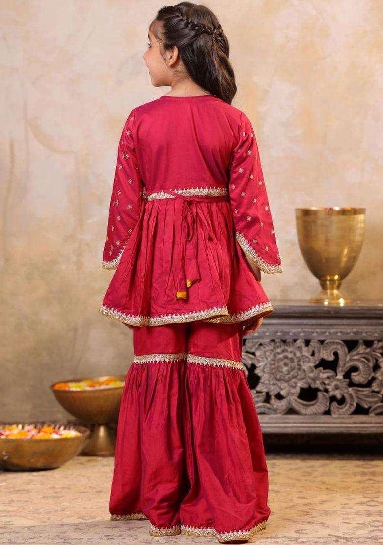 Red Embroidered Viscose Kurta Set For Girls - Indya