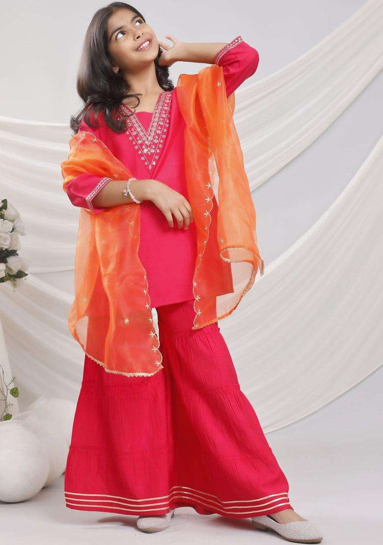 Red Embroidered Silk Kurta Set For Girls - Indya