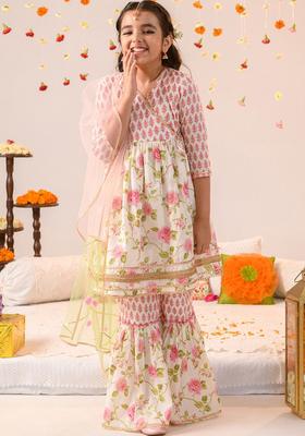 Off White Printed Cotton Kurta Set For Girls