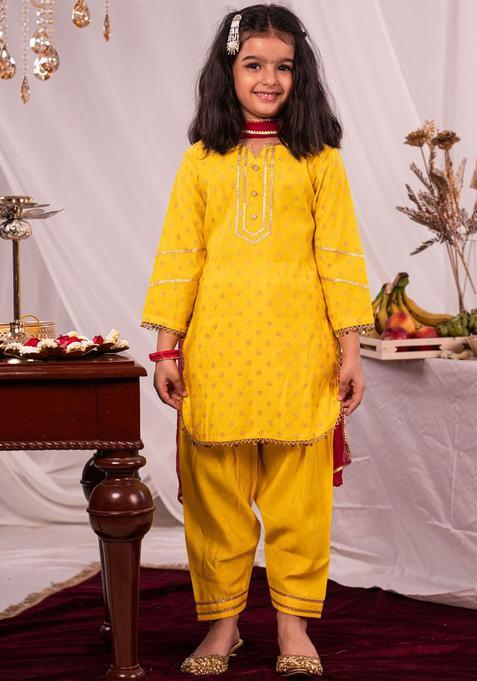 Yellow Printed Viscose Kurta Set For Girls — view on Indya