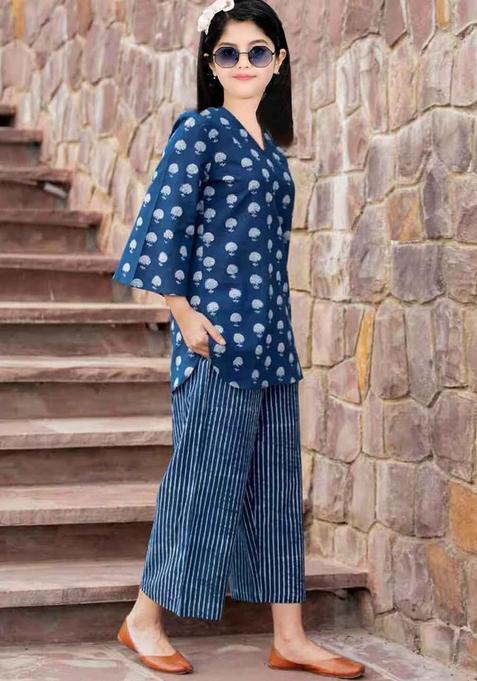 Blue Printed Viscose Kurta Set For Girls — view on Indya