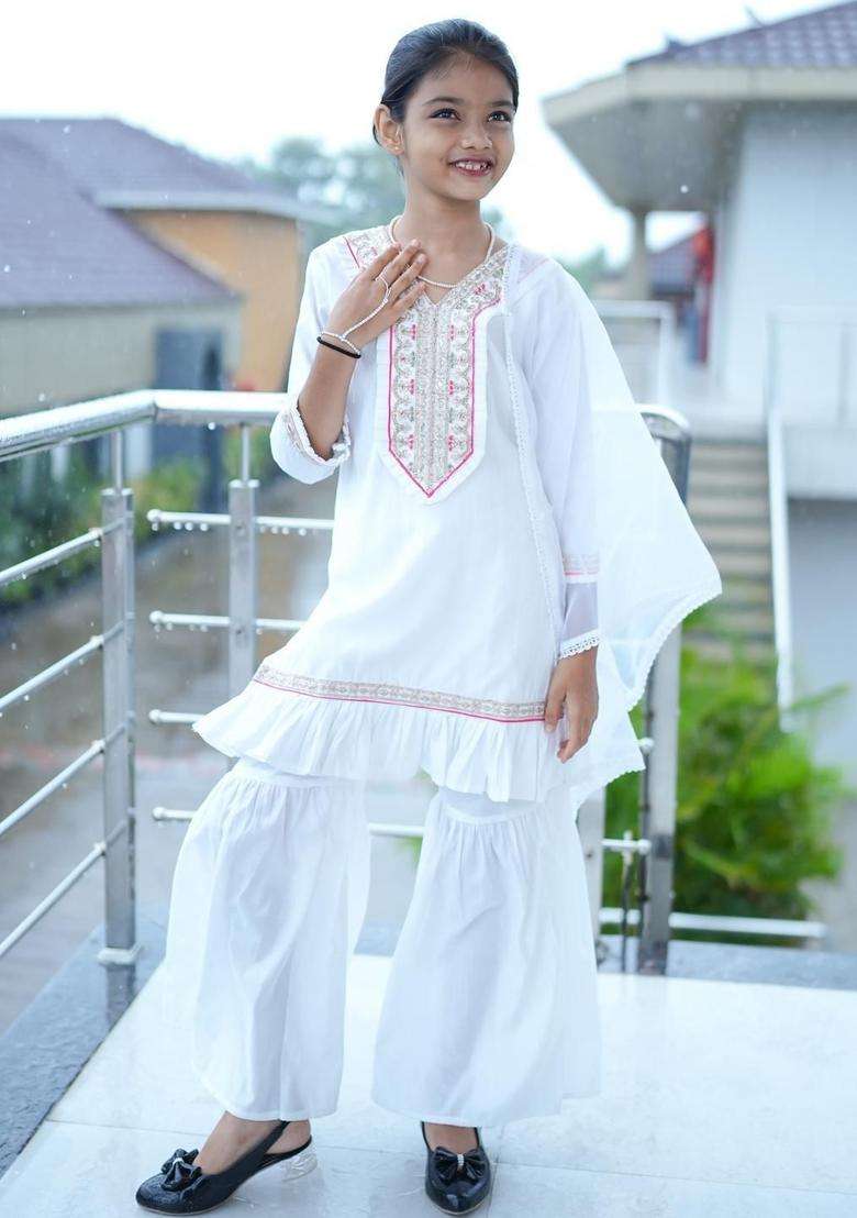 White Embroidered Silk Kurta Set For Girls - Indya
