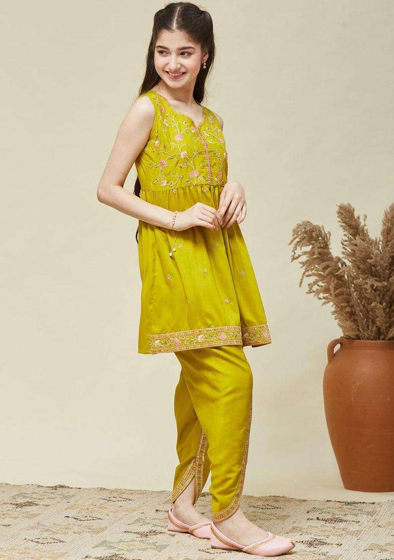 Green Embroidered Silk Kurta Set For Girls - Indya