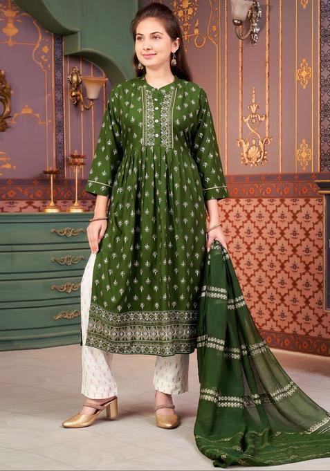 Green Printed Viscose Kurta Set For Girls — view on Indya