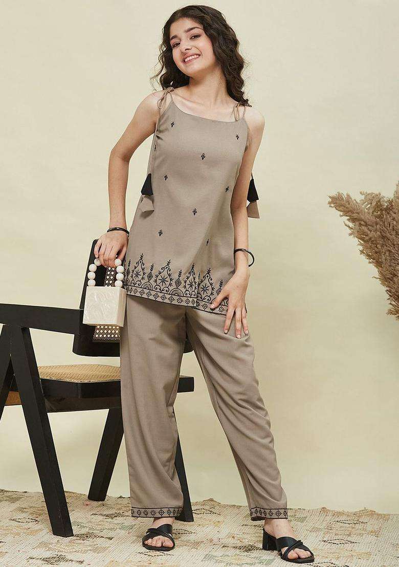 Beige Embroidered Cotton Kurta Set For Girls - Indya