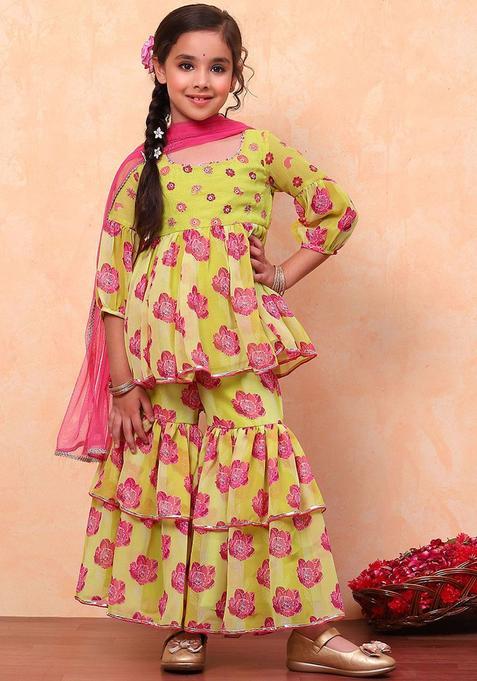 Green Printed Polyester Kurta Set For Girls — view on Indya