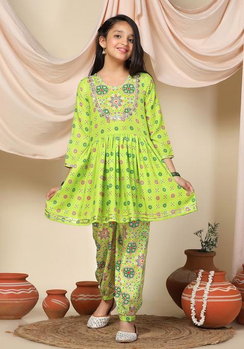 Green Printed Polyester Kurta Set For Girls — view on Indya