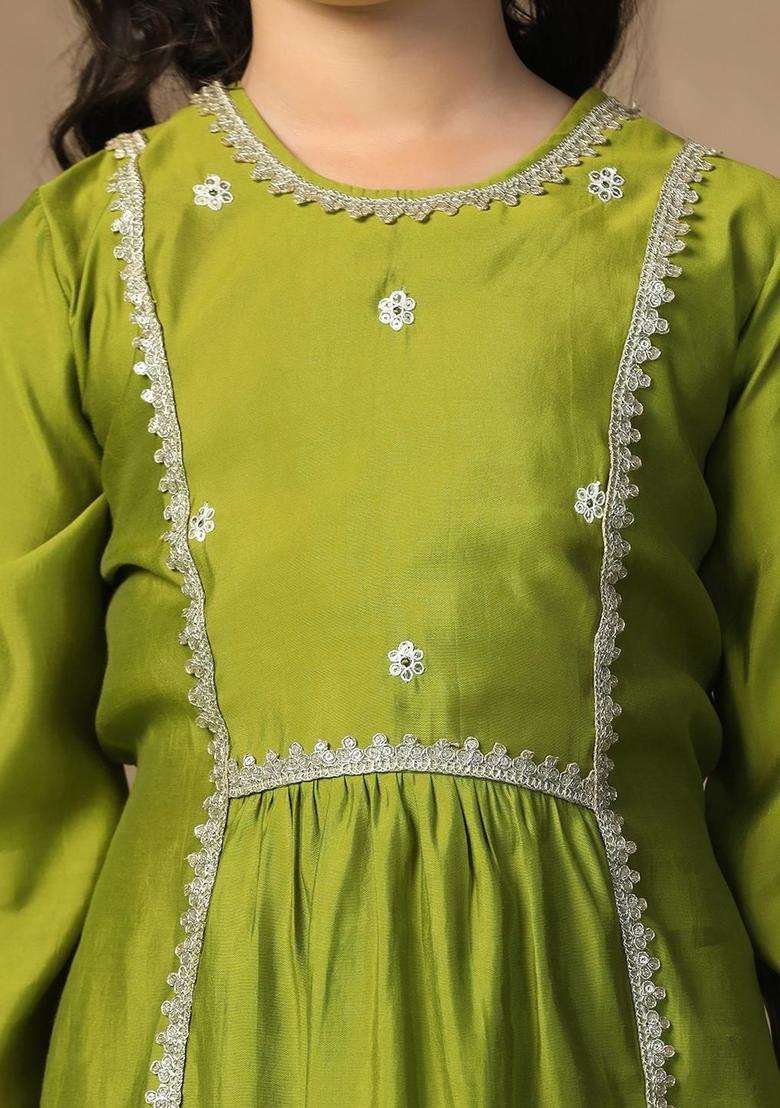 Green Embroidered Silk Kurta Set For Girls - Indya