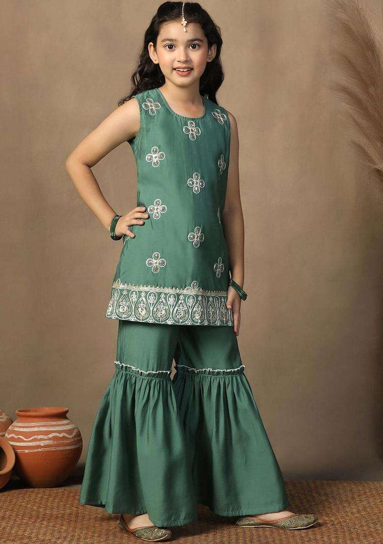Green Embroidered Silk Kurta Set For Girls - Indya