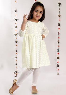 Yellow Solid Cotton Kurta Set For Girls