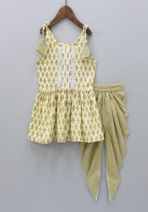 Green Self Design Cotton Kurta Set For Girls — view on Indya
