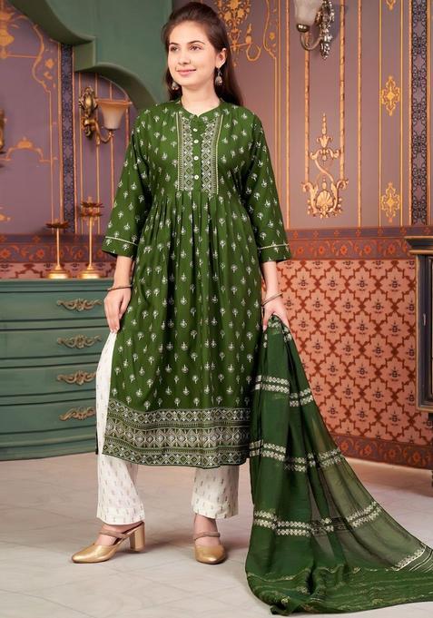 Green Printed Viscose Kurta Set For Girls — view on Indya