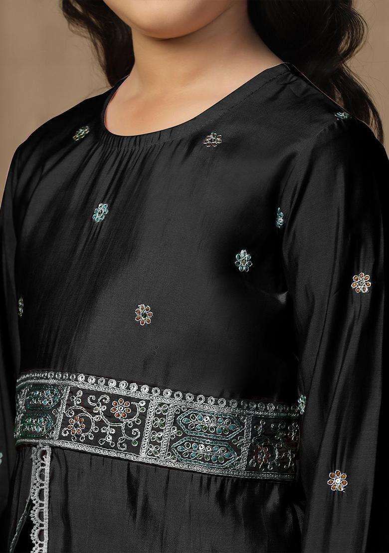 Black Embroidered Silk Kurta Set For Girls - Indya