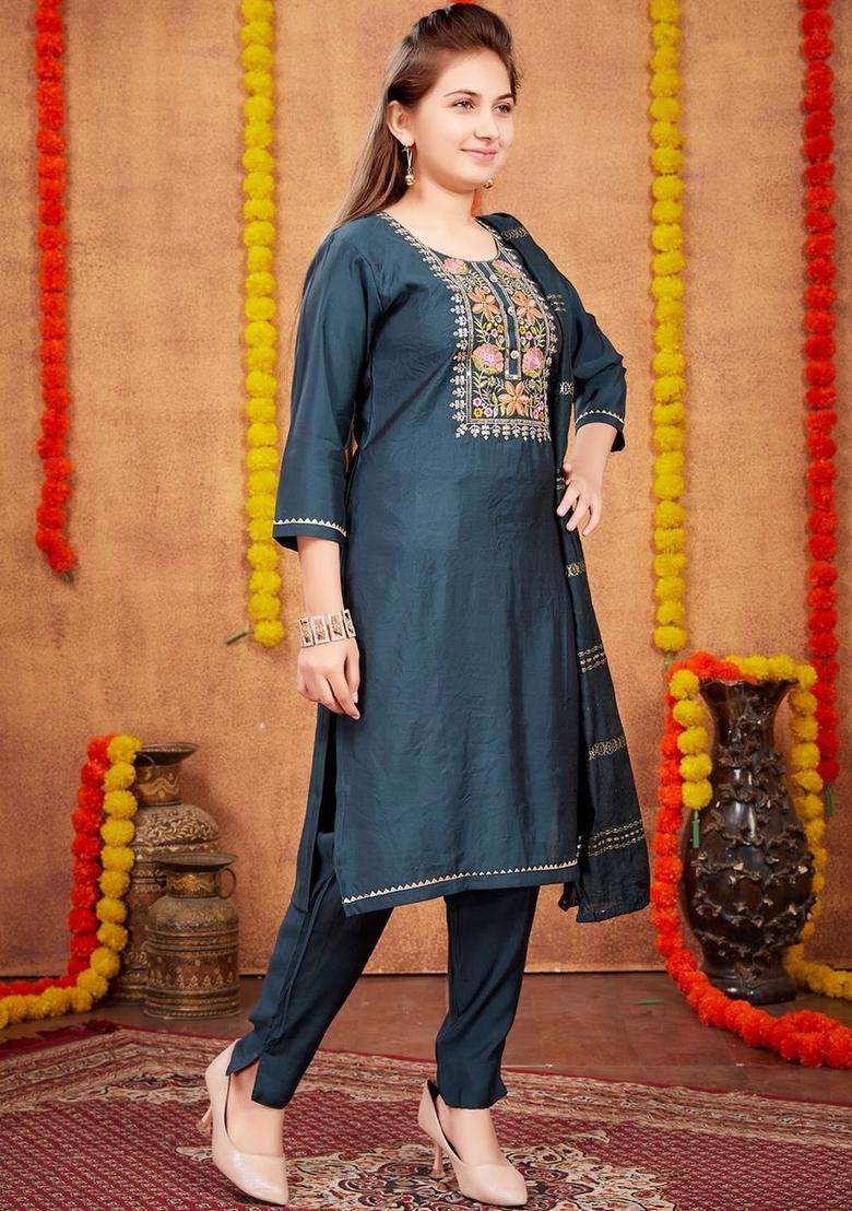 Green Embroidered Silk Kurta Set For Girls - Indya