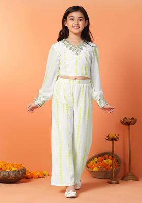 Green Embroidered Georgette Kurta Set For Girls