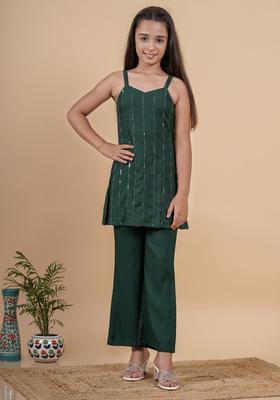 Green Embroidered Viscose Kurta Set For Girls