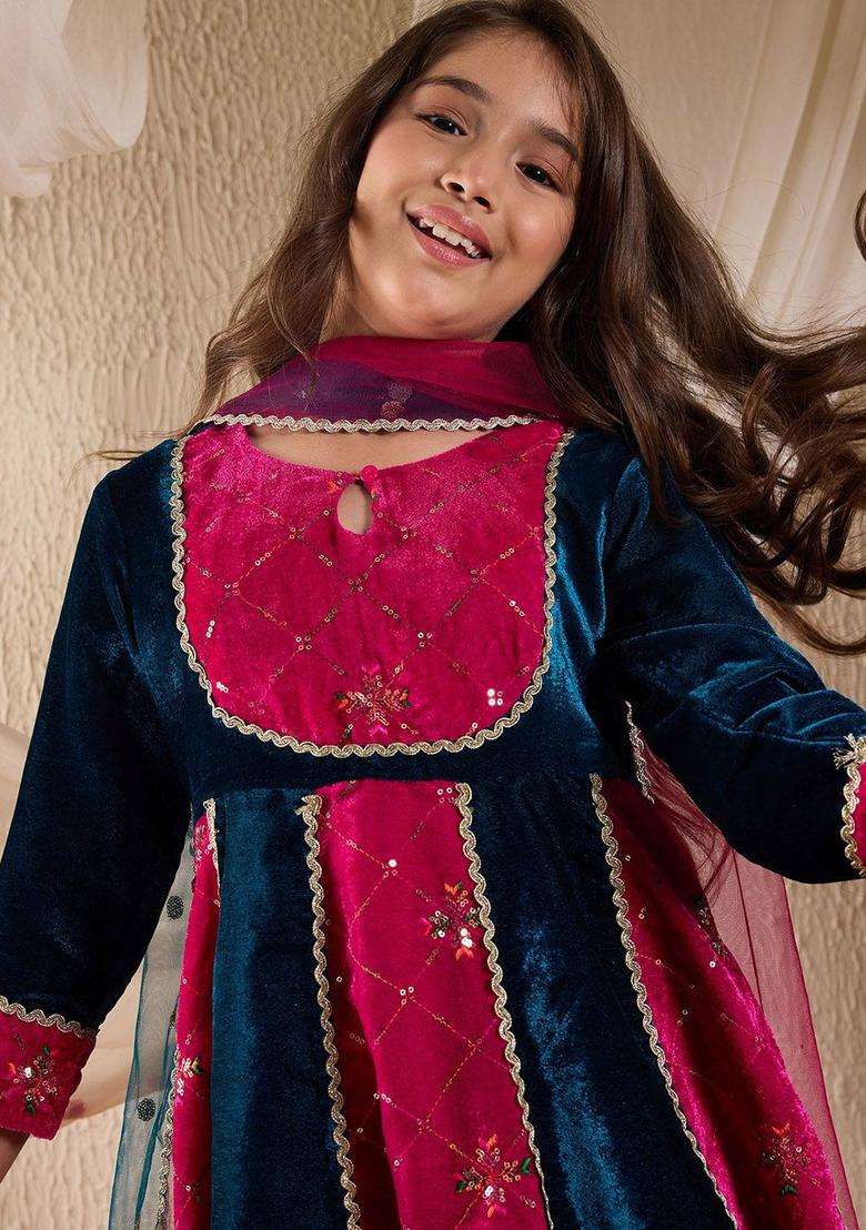 Teal Embroidered Velvet Kurta Set For Girls - Indya