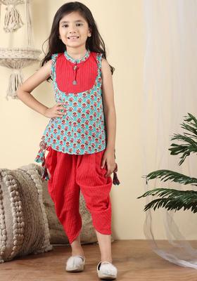 Green Solid Cotton Kurta Set For Girls