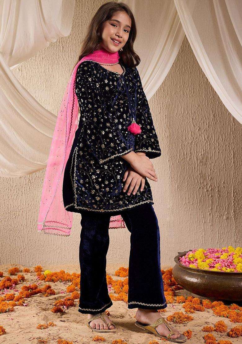 Navy Blue Embroidered Velvet Kurta Set For Girls - Indya