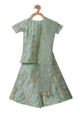 Green Self Design Silk Kurta Set For Girls