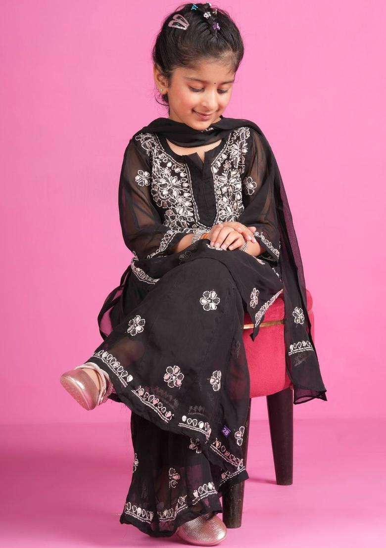 Black Embroidered Georgette Kurta Set For Girls - Indya