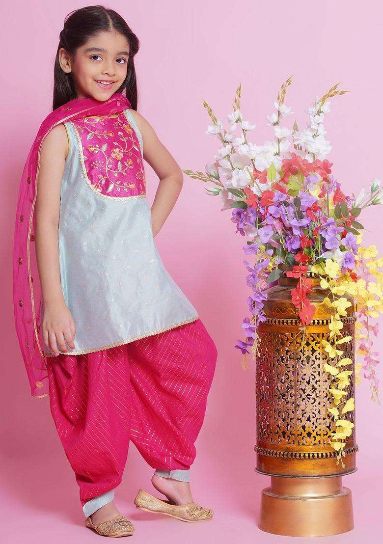 Green Embroidered Silk Kurta Set For Girls - Indya