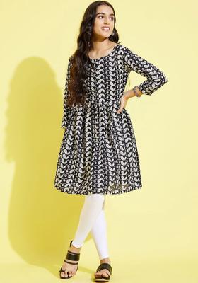 Black Printed Cotton Kurta Set For Girls