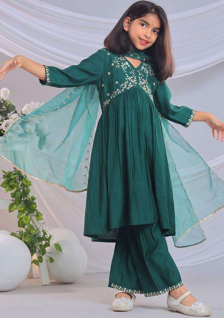 Green Embroidered Silk Kurta Set For Girls - Indya