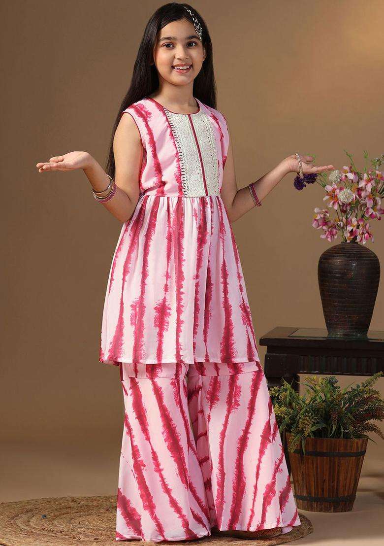 Red Dyed Georgette Kurta Set For Girls - Indya