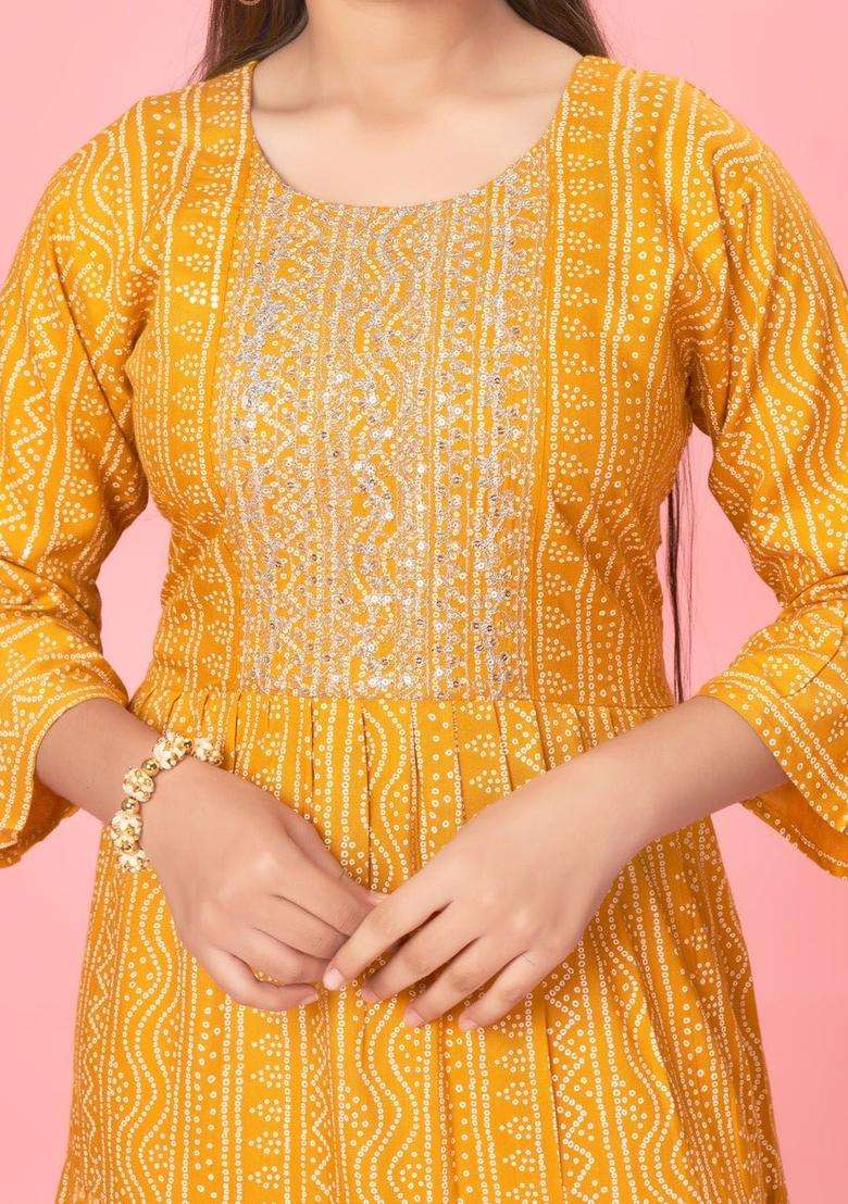Yellow Embroidered Cotton Kurta Set For Girls - Indya