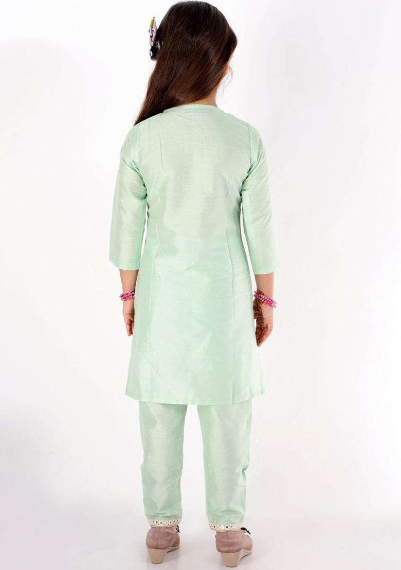 Green Embroidered Viscose Kurta Set For Girls - Indya