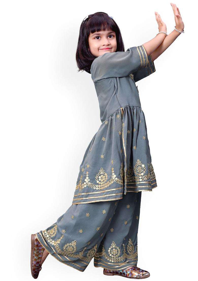 Grey Embroidered Georgette Kurta Set For Girls - Indya