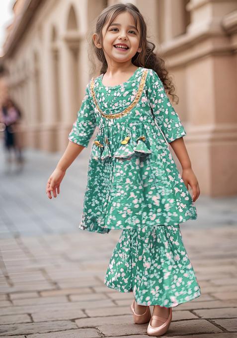 Green Printed Polyester Kurta Set For Girls — view on Indya