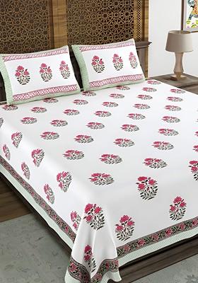 Green And White Ethnic Motifs Cotton 210 Tc King Bedsheet And 2 Pillow Covers